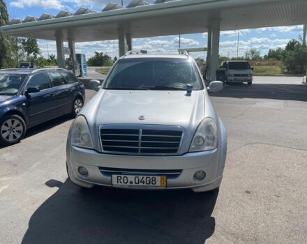 Серый Cанг Йонг Рекстон, объемом двигателя 2.7 л и пробегом 235 тыс. км за 4500 $, фото 1 на Automoto.ua