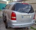 Сірий Cанг Йонг Rexton, об'ємом двигуна 0 л та пробігом 300 тис. км за 6300 $, фото 2 на Automoto.ua