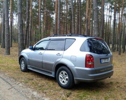 Серый Cанг Йонг Рекстон, объемом двигателя 2.7 л и пробегом 220 тыс. км за 5200 $, фото 3 на Automoto.ua