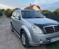 Сірий Cанг Йонг Rexton, об'ємом двигуна 2.7 л та пробігом 260 тис. км за 8200 $, фото 1 на Automoto.ua