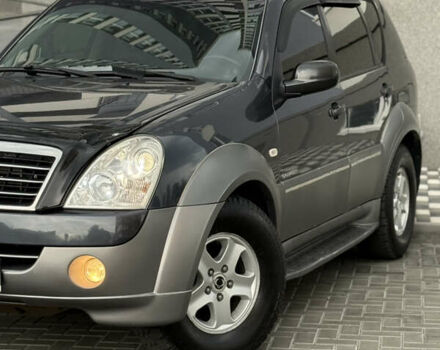 Сірий Cанг Йонг Rexton, об'ємом двигуна 2.7 л та пробігом 247 тис. км за 7900 $, фото 4 на Automoto.ua