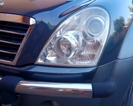 Сірий Cанг Йонг Rexton, об'ємом двигуна 2.7 л та пробігом 255 тис. км за 8500 $, фото 3 на Automoto.ua