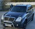 Сірий Cанг Йонг Rexton, об'ємом двигуна 2.7 л та пробігом 208 тис. км за 6800 $, фото 2 на Automoto.ua