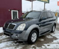 Сірий Cанг Йонг Rexton, об'ємом двигуна 2.7 л та пробігом 170 тис. км за 7600 $, фото 1 на Automoto.ua
