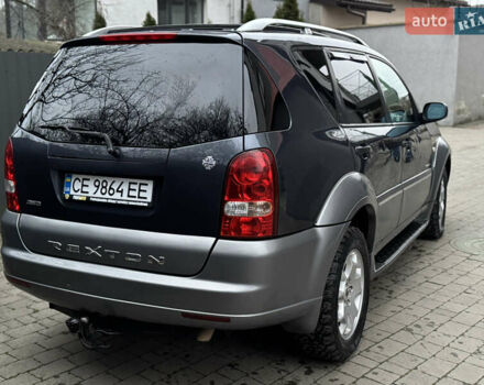 Серый Cанг Йонг Рекстон, объемом двигателя 2.7 л и пробегом 275 тыс. км за 6999 $, фото 4 на Automoto.ua