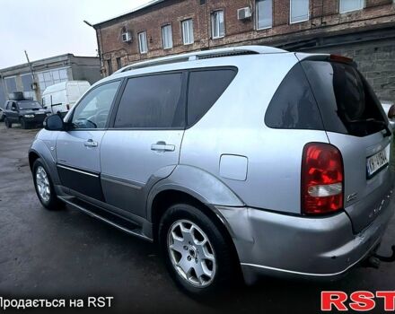 Сірий Cанг Йонг Rexton, об'ємом двигуна 2 л та пробігом 287 тис. км за 3500 $, фото 1 на Automoto.ua