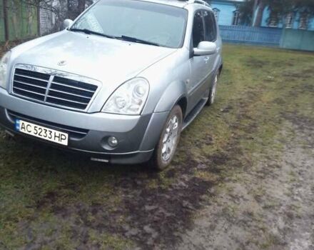 Серый Cанг Йонг Рекстон, объемом двигателя 2.7 л и пробегом 305 тыс. км за 3500 $, фото 1 на Automoto.ua