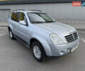 Сірий Cанг Йонг Rexton, об'ємом двигуна 2.7 л та пробігом 200 тис. км за 6700 $, фото 1 на Automoto.ua