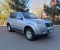 Сірий Cанг Йонг Rexton, об'ємом двигуна 2.7 л та пробігом 200 тис. км за 6700 $, фото 1 на Automoto.ua