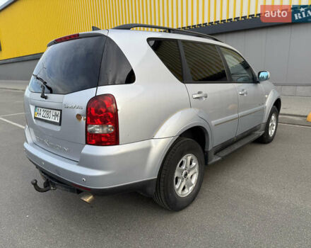 Сірий Cанг Йонг Rexton, об'ємом двигуна 2.7 л та пробігом 200 тис. км за 6950 $, фото 8 на Automoto.ua