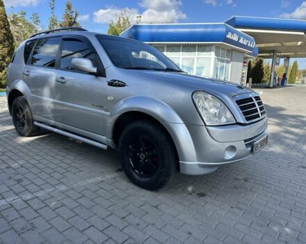 Сірий Cанг Йонг Rexton, об'ємом двигуна 2.7 л та пробігом 234 тис. км за 5200 $, фото 2 на Automoto.ua
