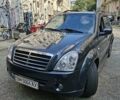 Серый Cанг Йонг Рекстон, объемом двигателя 2.7 л и пробегом 155 тыс. км за 7500 $, фото 1 на Automoto.ua