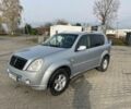 Сірий Cанг Йонг Rexton, об'ємом двигуна 2.7 л та пробігом 301 тис. км за 3200 $, фото 1 на Automoto.ua