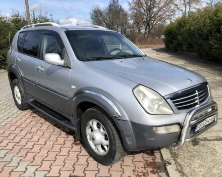 Сірий Cанг Йонг Rexton, об'ємом двигуна 2.7 л та пробігом 257 тис. км за 3900 $, фото 13 на Automoto.ua