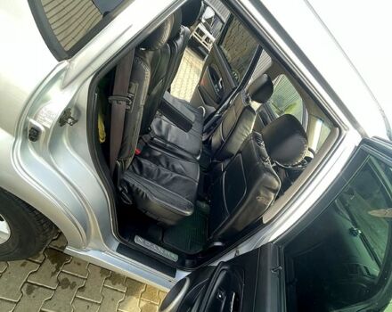 Сірий Cанг Йонг Rexton, об'ємом двигуна 2.7 л та пробігом 301 тис. км за 3150 $, фото 7 на Automoto.ua