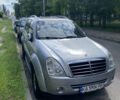 Сірий Cанг Йонг Rexton, об'ємом двигуна 2.7 л та пробігом 250 тис. км за 7500 $, фото 1 на Automoto.ua