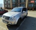 Сірий Cанг Йонг Rexton, об'ємом двигуна 2.7 л та пробігом 225 тис. км за 8800 $, фото 2 на Automoto.ua