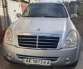 Сірий Cанг Йонг Rexton, об'ємом двигуна 2.7 л та пробігом 427 тис. км за 12000 $, фото 1 на Automoto.ua