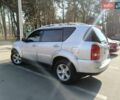 Сірий Cанг Йонг Rexton, об'ємом двигуна 2.7 л та пробігом 225 тис. км за 8800 $, фото 3 на Automoto.ua