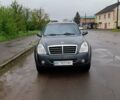 Сірий Cанг Йонг Rexton, об'ємом двигуна 2.7 л та пробігом 200 тис. км за 9000 $, фото 1 на Automoto.ua