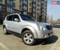 Сірий Cанг Йонг Rexton, об'ємом двигуна 2.7 л та пробігом 225 тис. км за 8800 $, фото 7 на Automoto.ua