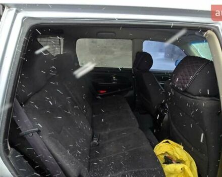 Сірий Cанг Йонг Rexton, об'ємом двигуна 2.7 л та пробігом 166 тис. км за 9000 $, фото 9 на Automoto.ua
