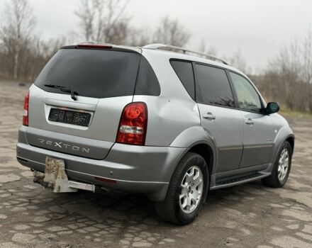 Серый Cанг Йонг Рекстон, объемом двигателя 2.7 л и пробегом 188 тыс. км за 5950 $, фото 6 на Automoto.ua