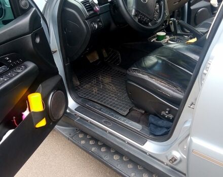 Сірий Cанг Йонг Rexton, об'ємом двигуна 2.7 л та пробігом 168 тис. км за 9350 $, фото 12 на Automoto.ua