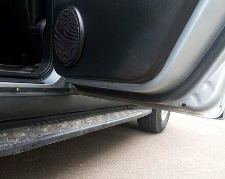 Сірий Cанг Йонг Rexton, об'ємом двигуна 2.7 л та пробігом 168 тис. км за 9350 $, фото 6 на Automoto.ua