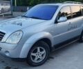 Сірий Cанг Йонг Rexton, об'ємом двигуна 2.7 л та пробігом 170 тис. км за 8100 $, фото 1 на Automoto.ua