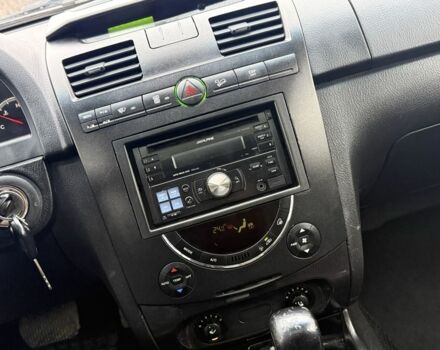 Серый Cанг Йонг Рекстон, объемом двигателя 2.7 л и пробегом 188 тыс. км за 5950 $, фото 18 на Automoto.ua