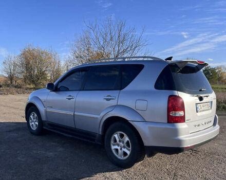 Сірий Cанг Йонг Rexton, об'ємом двигуна 2.7 л та пробігом 202 тис. км за 9900 $, фото 1 на Automoto.ua