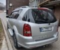 Сірий Cанг Йонг Rexton, об'ємом двигуна 2.7 л та пробігом 103 тис. км за 11150 $, фото 4 на Automoto.ua