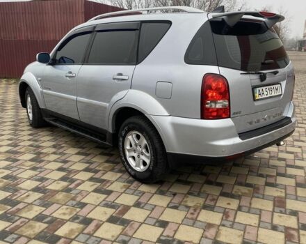 Серый Cанг Йонг Рекстон, объемом двигателя 2.7 л и пробегом 232 тыс. км за 8200 $, фото 4 на Automoto.ua