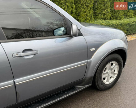 Серый Cанг Йонг Рекстон, объемом двигателя 2.7 л и пробегом 220 тыс. км за 8999 $, фото 7 на Automoto.ua