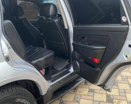 Серый Cанг Йонг Рекстон, объемом двигателя 2.7 л и пробегом 232 тыс. км за 8200 $, фото 23 на Automoto.ua