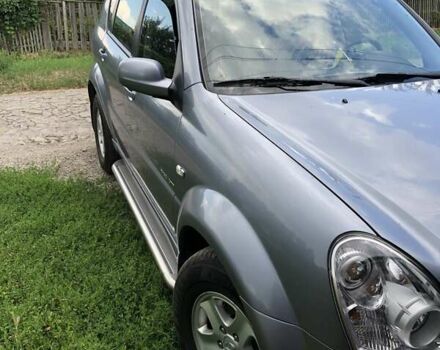 Сірий Cанг Йонг Rexton, об'ємом двигуна 2.7 л та пробігом 164 тис. км за 9900 $, фото 1 на Automoto.ua