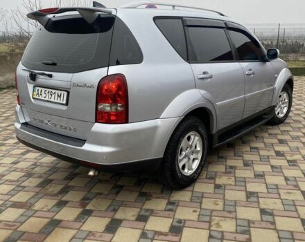 Серый Cанг Йонг Рекстон, объемом двигателя 2.7 л и пробегом 232 тыс. км за 8200 $, фото 5 на Automoto.ua