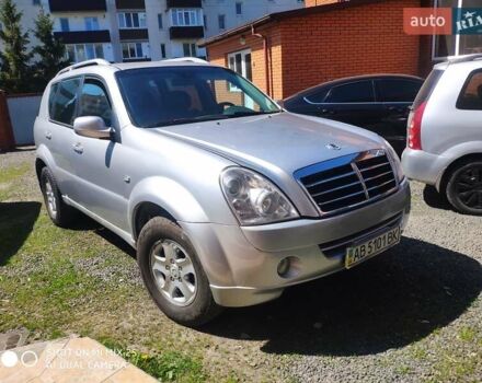 Сірий Cанг Йонг Rexton, об'ємом двигуна 2.7 л та пробігом 267 тис. км за 7400 $, фото 2 на Automoto.ua