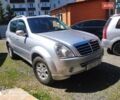 Сірий Cанг Йонг Rexton, об'ємом двигуна 2.7 л та пробігом 267 тис. км за 7400 $, фото 2 на Automoto.ua
