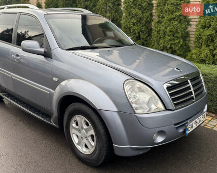 Серый Cанг Йонг Рекстон, объемом двигателя 2.7 л и пробегом 220 тыс. км за 8999 $, фото 3 на Automoto.ua