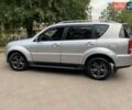 Сірий Cанг Йонг Rexton, об'ємом двигуна 2.7 л та пробігом 255 тис. км за 10950 $, фото 2 на Automoto.ua
