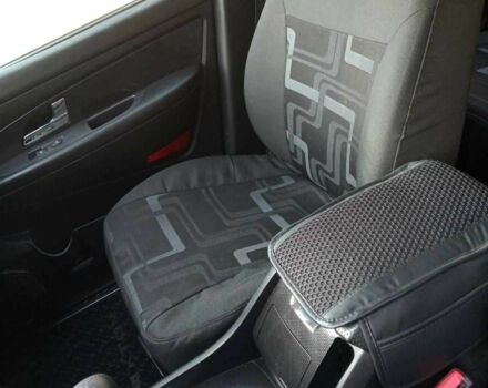 Сірий Cанг Йонг Rexton, об'ємом двигуна 2.7 л та пробігом 129 тис. км за 7995 $, фото 19 на Automoto.ua
