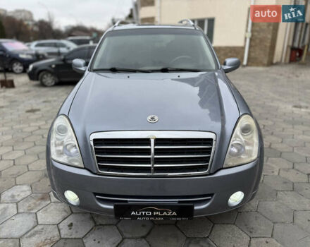 Серый Cанг Йонг Рекстон, объемом двигателя 2.7 л и пробегом 215 тыс. км за 7500 $, фото 1 на Automoto.ua