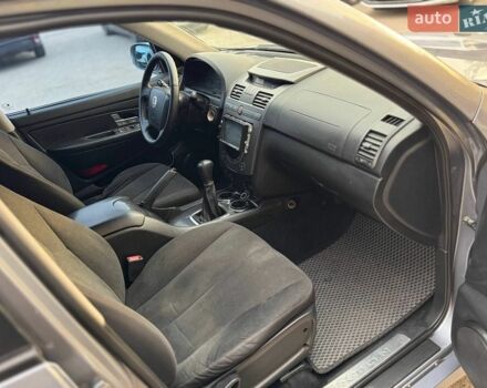 Сірий Cанг Йонг Rexton, об'ємом двигуна 2.7 л та пробігом 210 тис. км за 7950 $, фото 6 на Automoto.ua