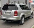 Сірий Cанг Йонг Rexton, об'ємом двигуна 2.7 л та пробігом 110 тис. км за 9600 $, фото 3 на Automoto.ua