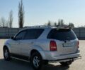 Сірий Cанг Йонг Rexton, об'ємом двигуна 2.7 л та пробігом 70 тис. км за 11900 $, фото 2 на Automoto.ua