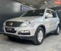 Сірий Cанг Йонг Rexton, об'ємом двигуна 2.7 л та пробігом 189 тис. км за 9300 $, фото 2 на Automoto.ua