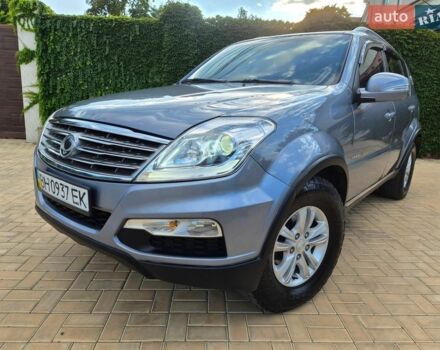 Сірий Cанг Йонг Rexton, об'ємом двигуна 2.7 л та пробігом 137 тис. км за 10700 $, фото 2 на Automoto.ua