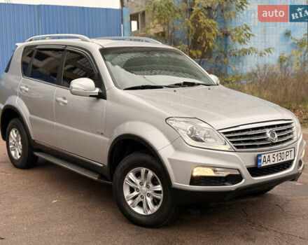Сірий Cанг Йонг Rexton, об'ємом двигуна 2.7 л та пробігом 205 тис. км за 10999 $, фото 6 на Automoto.ua